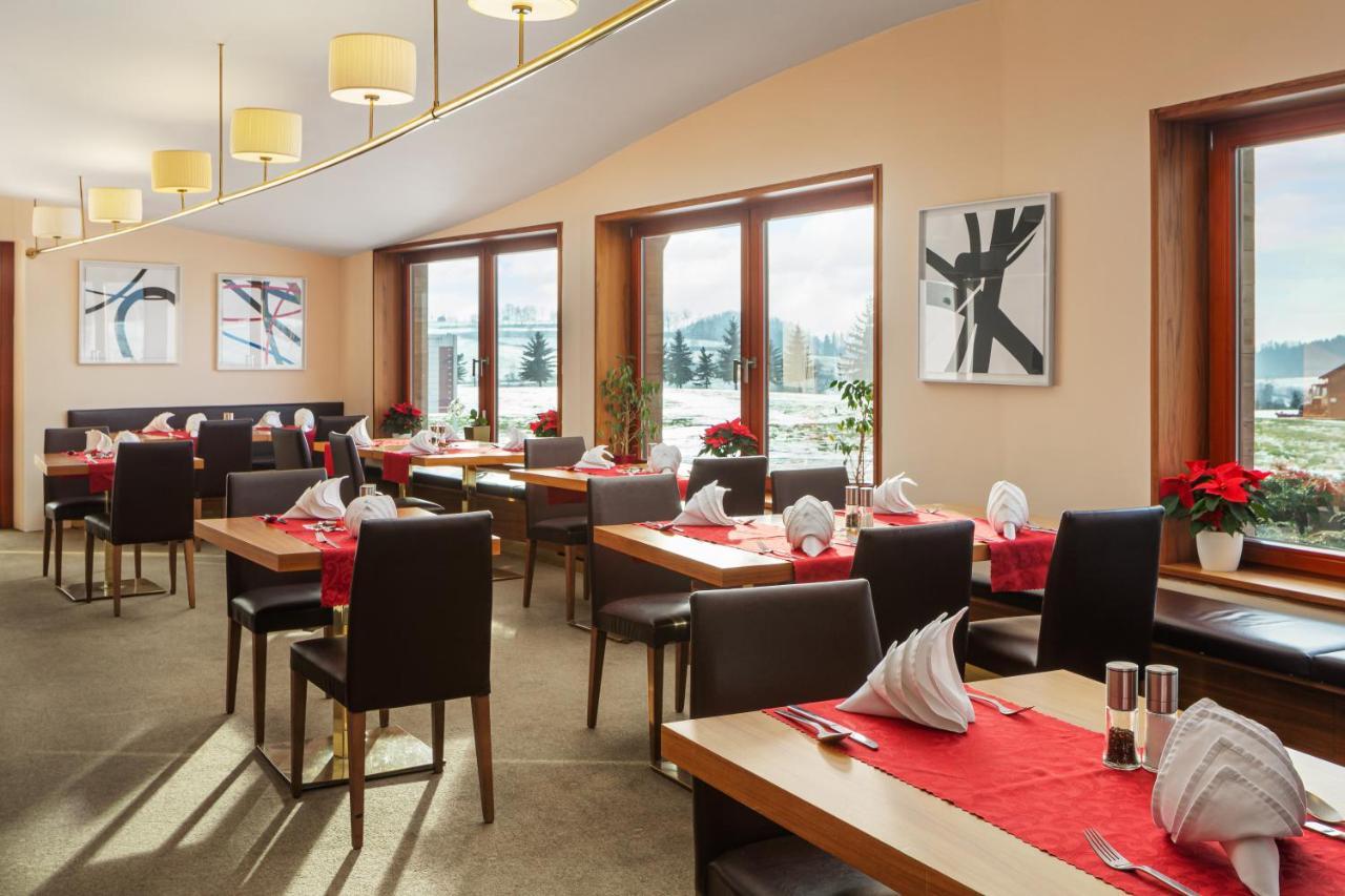 Grund Resort Golf And Ski Mlade Buky Exterior photo