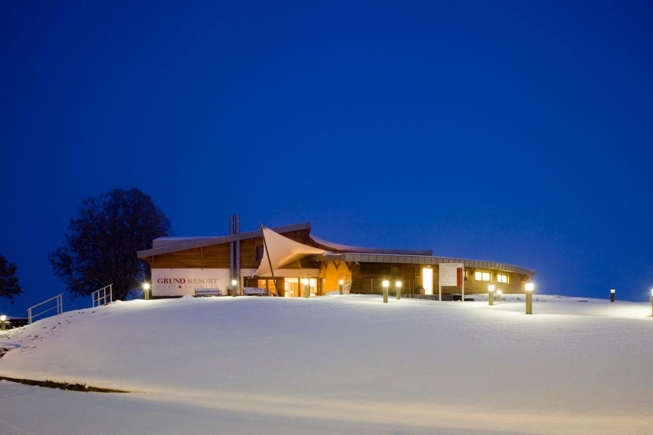 Grund Resort Golf And Ski Mlade Buky Exterior photo
